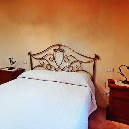 Borgo Di Gramugnana 아파트호텔